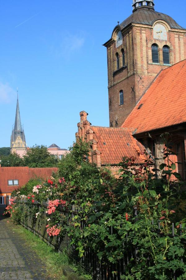 Zentrale Ferienwohnung „Treibholz“ Im Sonnenblumenhaus Flensburg Eksteriør bilde