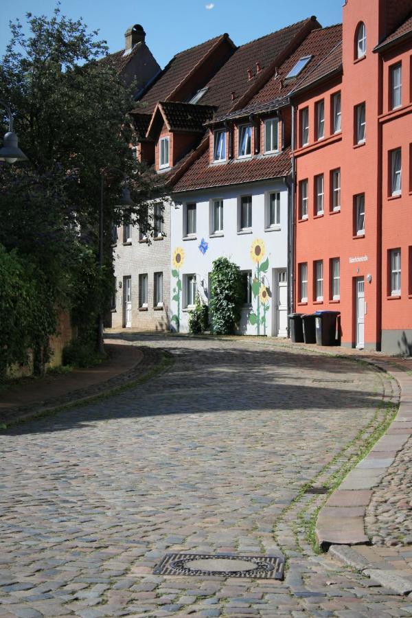 Zentrale Ferienwohnung „Treibholz“ Im Sonnenblumenhaus Flensburg Eksteriør bilde